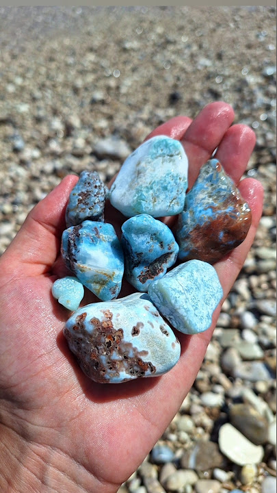 The only place on Earth with this blue gem 💎🌊 #Larimar #DominicanRepublic