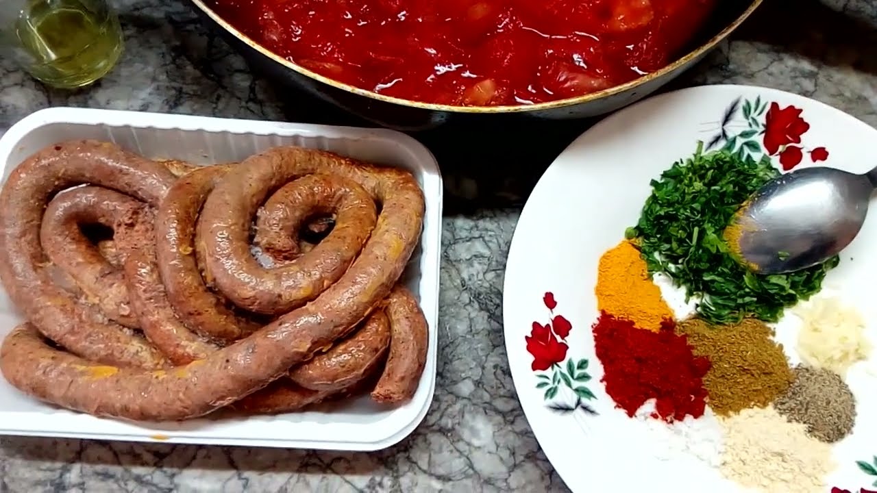 وجبة غداء أو عشاء سريعة نقانق أو 