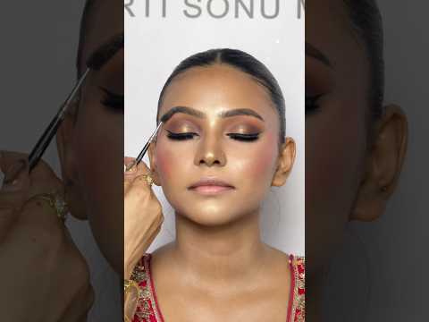 Private Makeup classDuration: 10 days. Location: Delhi (West Pachim Vihar Metro Station, Gate No. 1