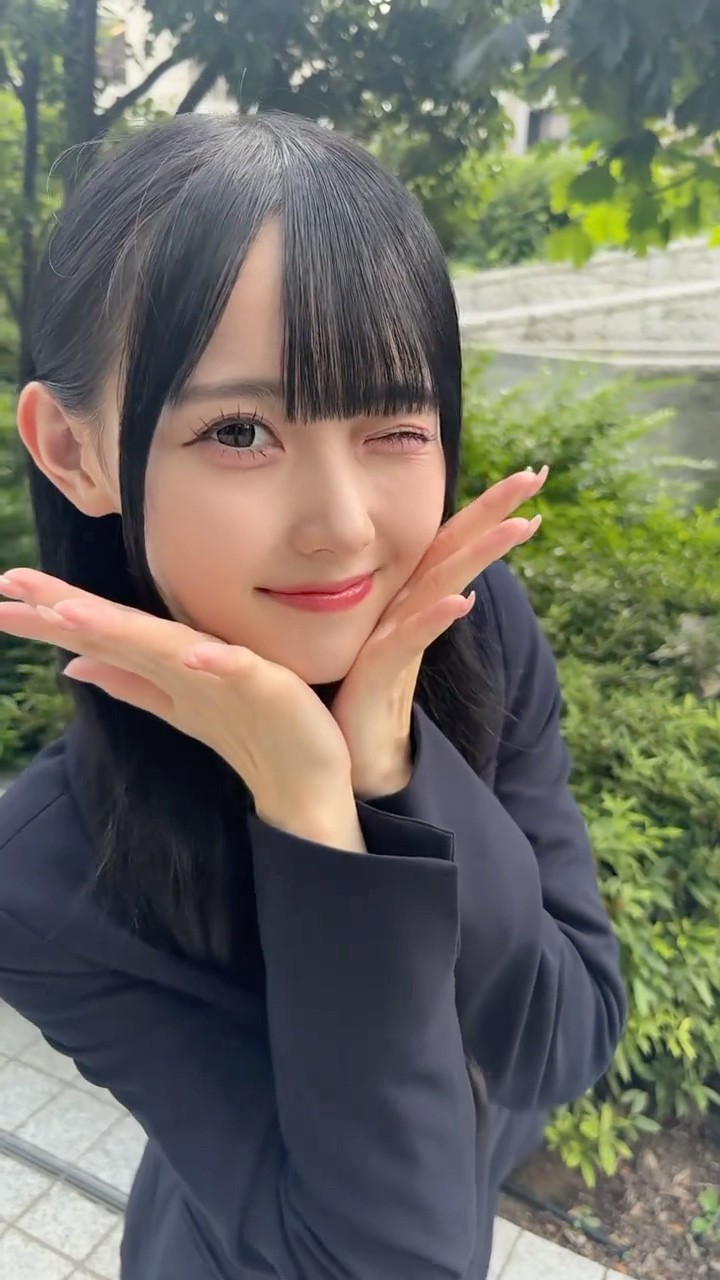 営業がんばります！👩🏻‍💼🎀 #高嶺のなでしこ #HoneyWorks #松本もも