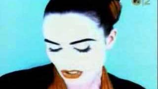 Video thumbnail of "Swing Out Sister - Am I the same girl? - 1992"