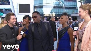 Diddy - Dirty Money - 2010 Red Carpet Interview (American Music Awards)