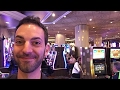 GAMBLING IN LAS VEGAS (at The Cosmopolitan) - YouTube