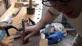 Roubo bookstand project: cutting the knuckles.