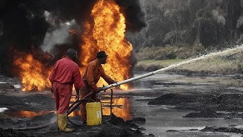 At least 30 killed in pipeline explosion in southeast Nigeria