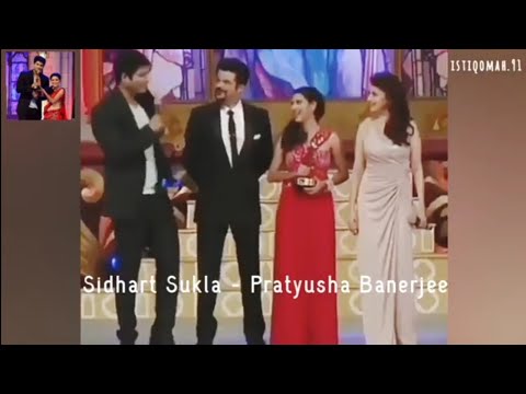 Pratyusha Banerjee and Sidharth Shukla..Golden Petal Awards 2012- Balika Vadhu - Most Lokpriya Jodi.
