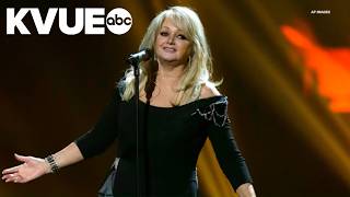 Singer Bonnie Tyler dead at 75