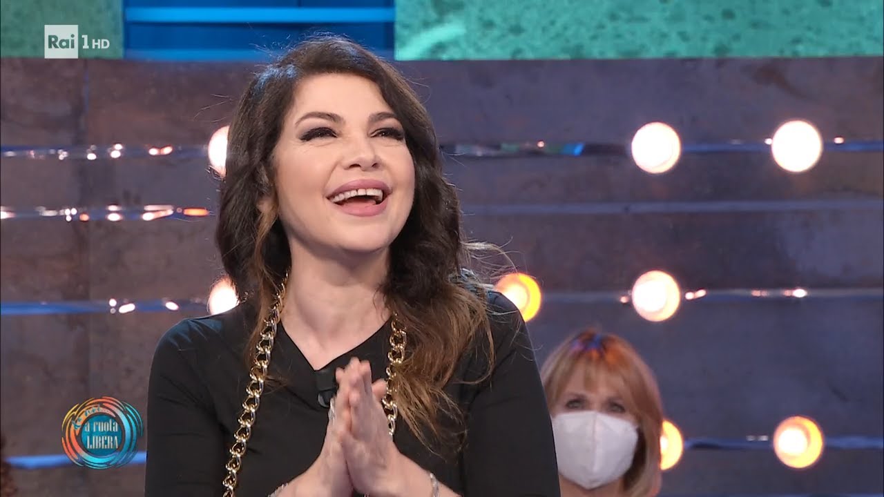 Cristina D'Avena, 40 anni di carriera e non sentirli - Da noi ...a ruota libera 23/01/2022