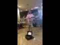 Ismael Peguero predicando bajo el tema