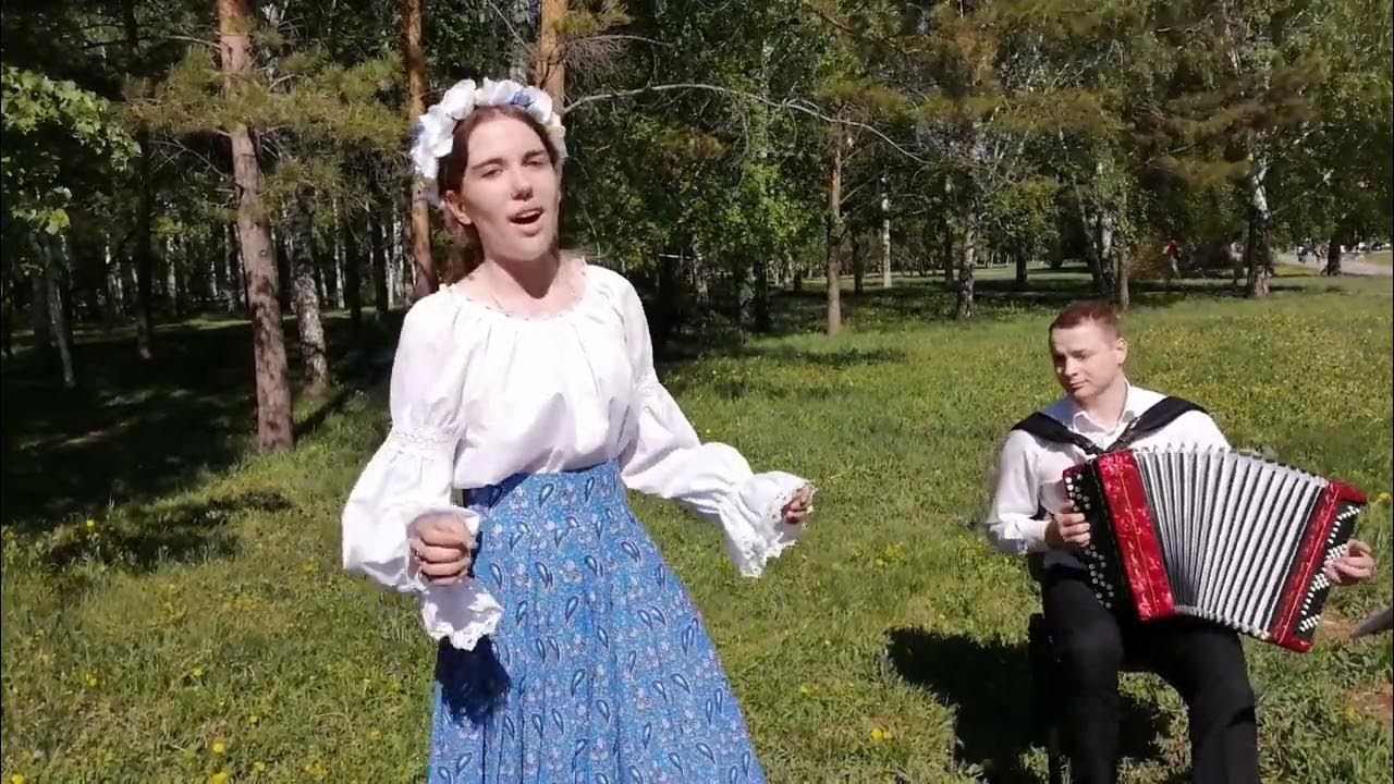 Песня не верю видео. Верю мама верю ансамбль Калина. Верю мама верю конкурс Русланова. Текст песни верю мама верю ансамбль Калина.