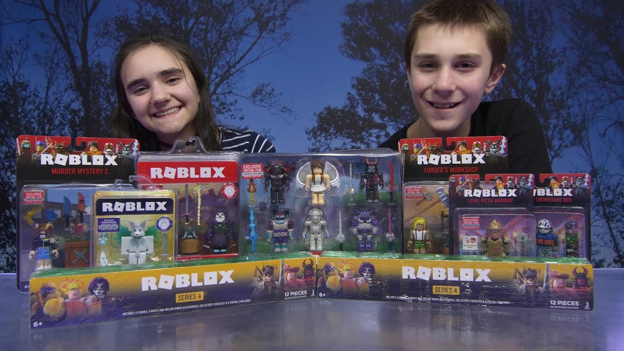 Huge Roblox Figure And Blind Box Toy Haul Youtube - roblox loyal pizza warrior toy