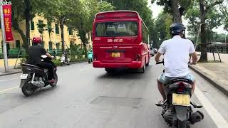 Traffic and life of Hanoi people on May 15, 2024