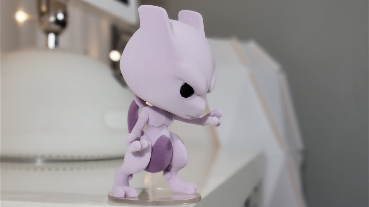 Unboxing Flocked Mewtwo - SDCC 2020 Exclusive Funko Pop - October 2020 -  YouTube