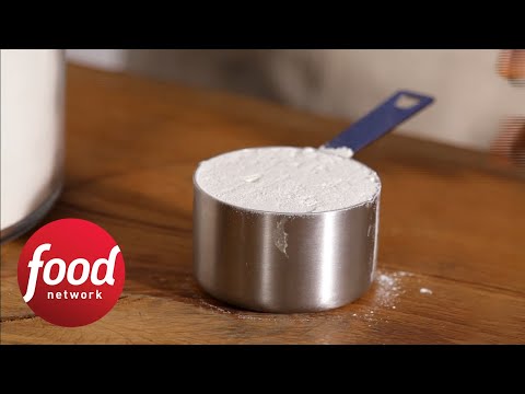 how-to-measure-dry-ingredients-like-a-pro-|-food-network