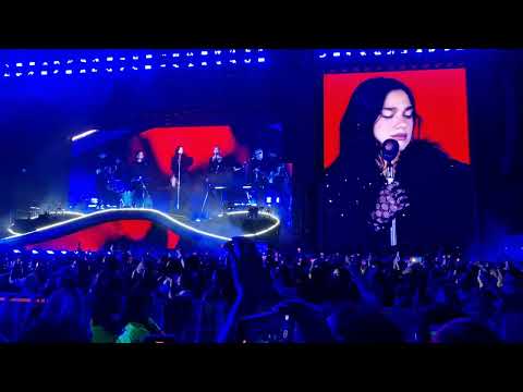 Dua Lipa cantando El Duelo de La Ley. Chile