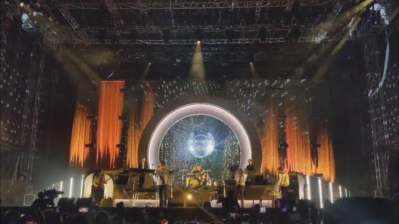 Arctic Monkeys I Wanna Be Yours, Tour debut, Prague 18.08.2022 YouTube