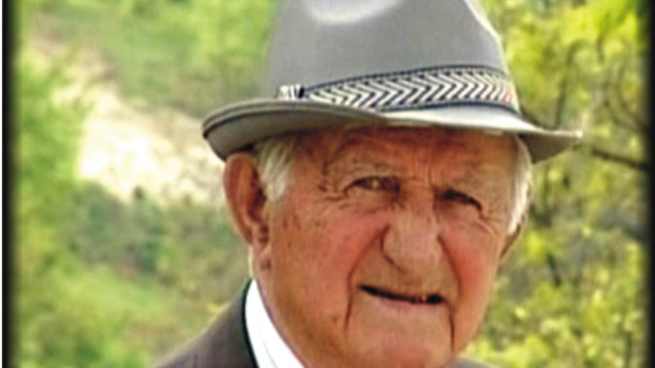 Dokumentar - ''Burrë i dijes'' - Abdurrahim Gashi - Uqë. Istog - 2004