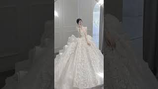 Download Lagu pretty please pretty please,girls 🤍😏😎#inshorts #gown#wow#song MP3