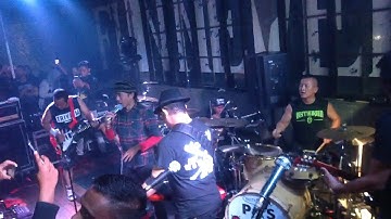 PAS BAND - SKANDAL