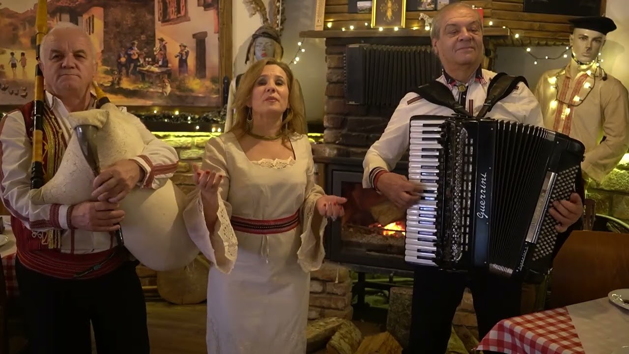 Vesna Krstevska: Abre pope/ Kiten mi kiten devere