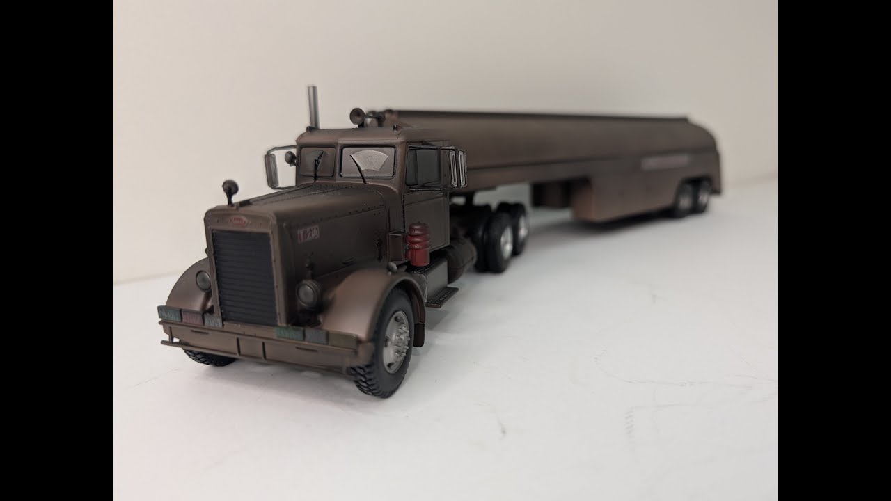 Грузовик Peterbilt 281 1955 года с цистерной-прицепом из фильма «Дуэль», масштаб 1/43, литая моде...