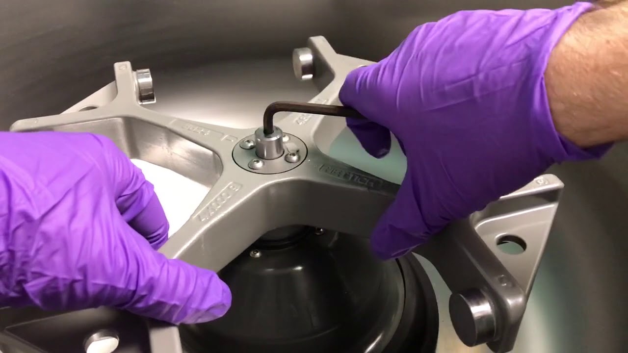 Remove rotor from Hettich centrifuge - Rotanta, Rotina