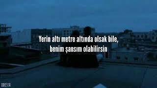 Gökyüzü düşse bile, sapasağlam kalacağımızı biliyorum.