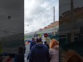 Regionale 🚂 in transito al passaggio a livello di Pietra Ligure