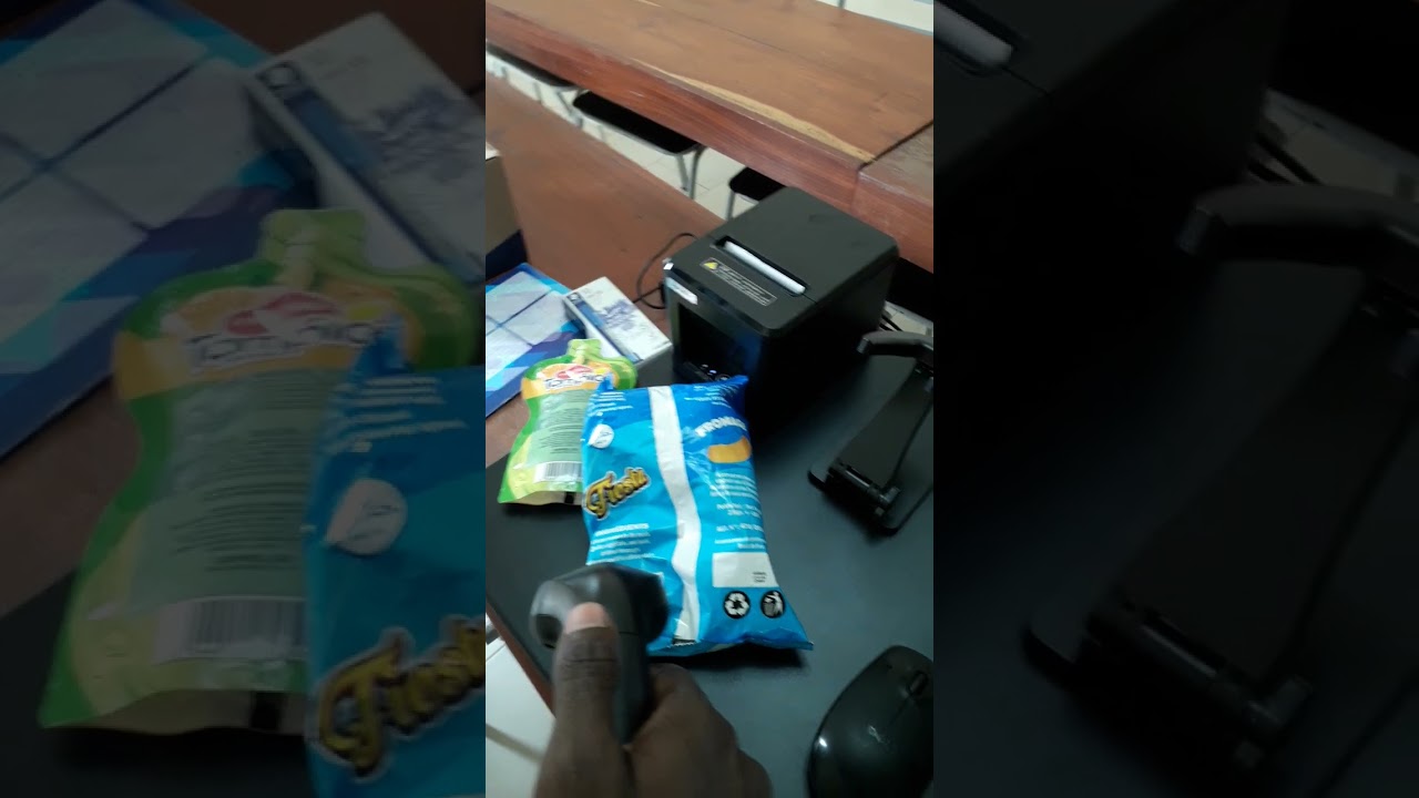 DÉMONSTRATION SUR L'UTILISATION DU MATÉRIEL D'UN GESTIONNAIRE DE CAISSE