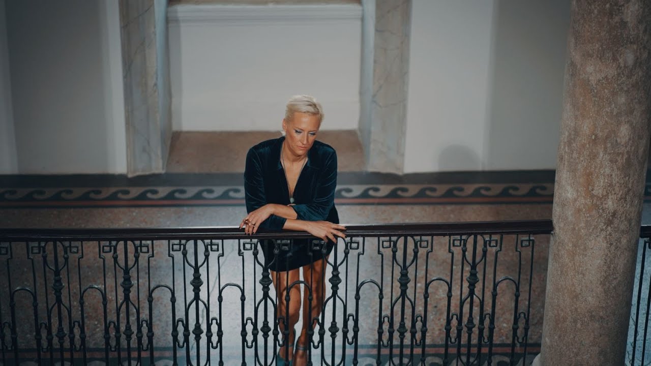 Ana Kabalin - Vodi me (Official video)
