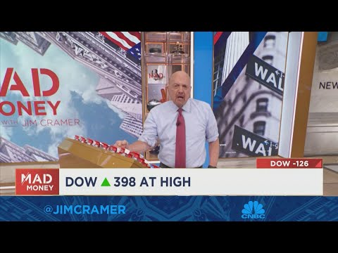 Read more about the article Watch Jim Cramer introduce investors to the IPO dirty dozen – CNBC Television