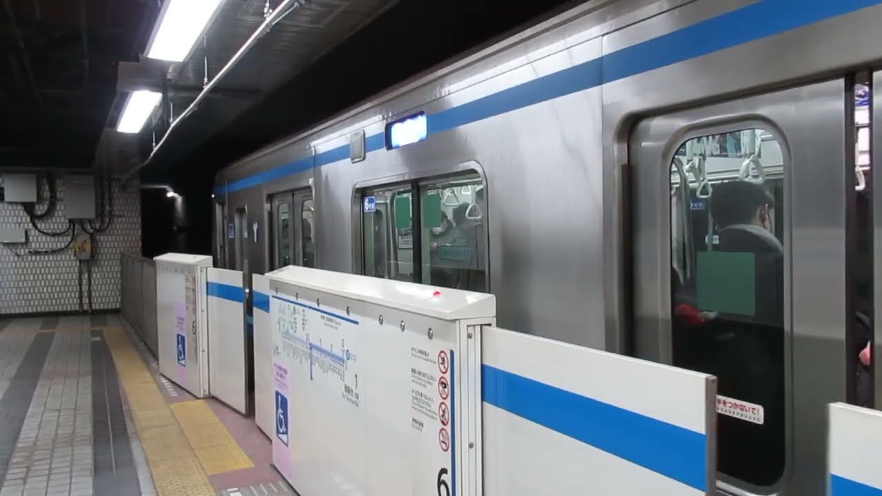 横浜市営地下鉄ブルーライン　3000R形　入線　伊勢佐木長者町駅(B-16)