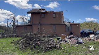 Storm survivors concerned for looters while rebuilding their homes in Iowa