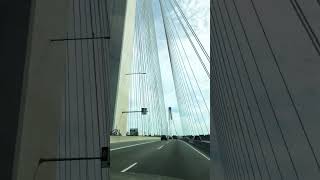 Vancouver’s huge Port Mann bridge is a visual amazement!