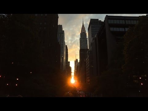 A Manhattan Coucher De Soleil Entre Les Gratte Ciel