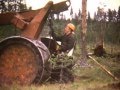 Koneellista metsänojitusta Koillismaalla 1960-luvulla.