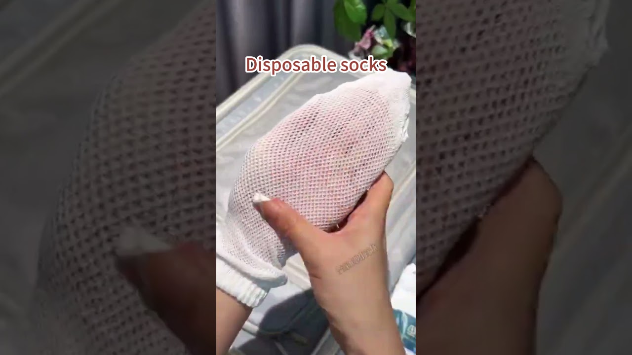 Useful gadgets：Disposable socks