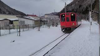 【会津鉄道】会津鉄道AT-750形AT-751編成　会津高原尾瀬口駅到着