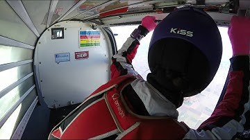 2-way linked skydiving exit