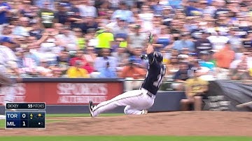 TOR@MIL: Parra lifts fly ball, legs out triple in 4th