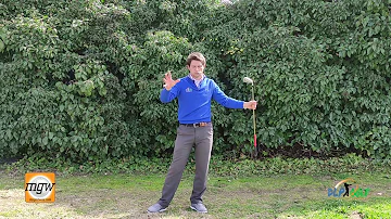 ¿Cómo maximizar la potencia en un swing de golf?
