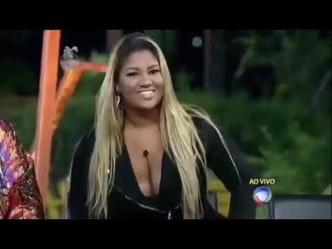 mulher filé debochando de Denise rocha