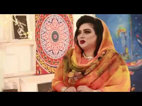 الفنانة مونيكا تغازل الرجال أصحاب القامة الطويلة وتثير ضجة واسعة