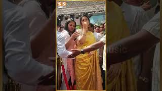 Fans-கக Flying Kiss கடதத Keerthy - Keerthy Suresh Latest Video
