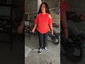 Un esposo volvió del extranjero para sorprender a su mujer, pero encontró una verdad difícil de cree