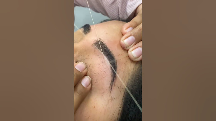eyebrow banane ka tarika || eyebrow ko shape Dene ka Tarika #shorts