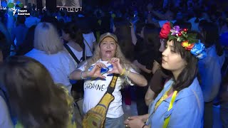 Выступления в поддержку Украины на сцене и запрет на жовто-блакитные флаги в зале. Концерт в Алматы
