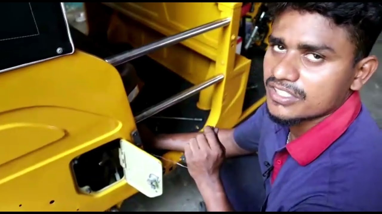 Cng gas leakage non return valve complaint Bajaj r.e