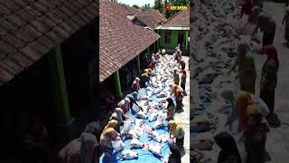 Download Lagu MasyaAllah! Ratusan Kepala Sapi Qurban Disusun Panitia di Halaman Masjid #shorts #sapimoo #cow MP3 Download Lagu MasyaAllah! Ratusan Kepala Sapi Qurban Disusun Panitia di Halaman Masjid #shorts #sapimoo #cow MP3