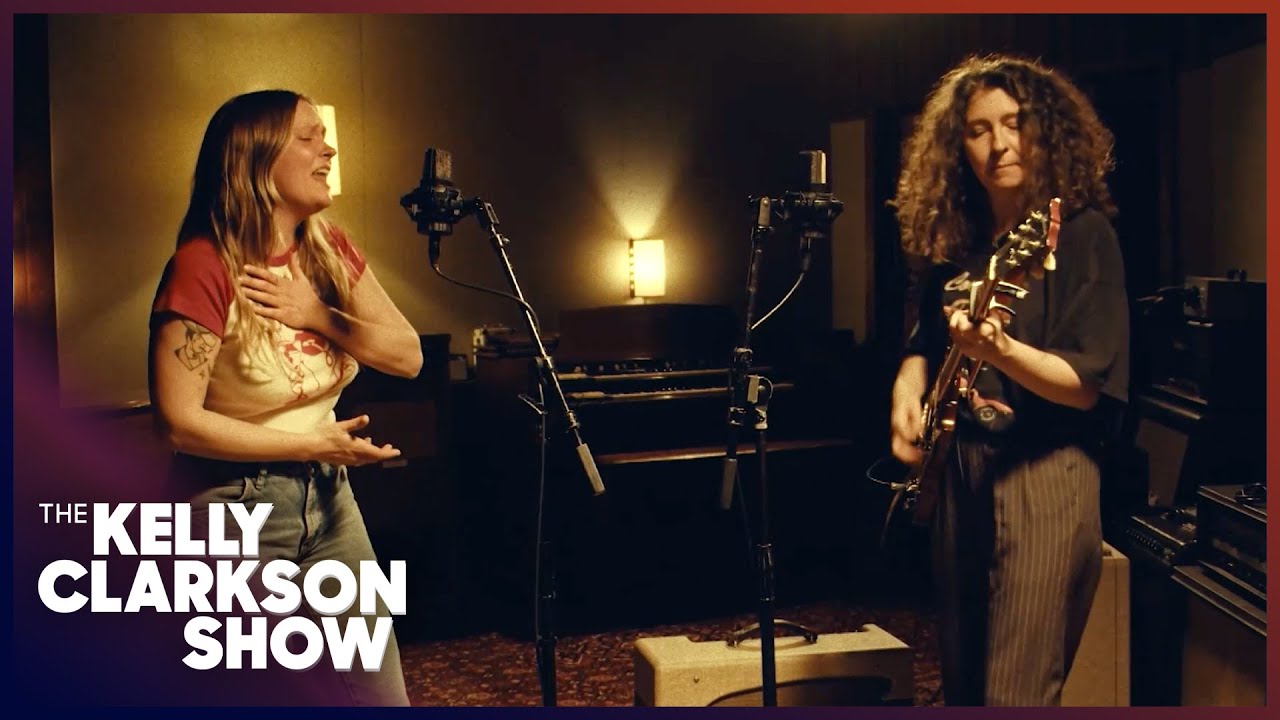 'Looking Back' By JOSEPH | Kelly Clarkson Show